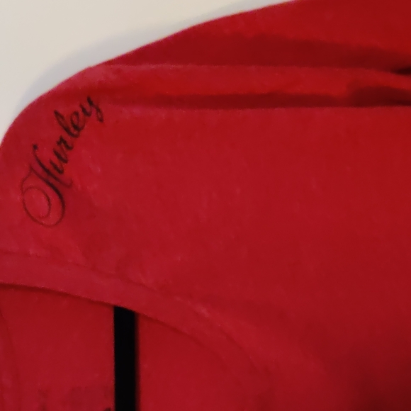 Hurley Red V-Neck T-shirt L - Picture 4 of 4